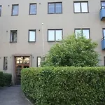 Daire Quiet Renovated Studio- Tram To The Center *