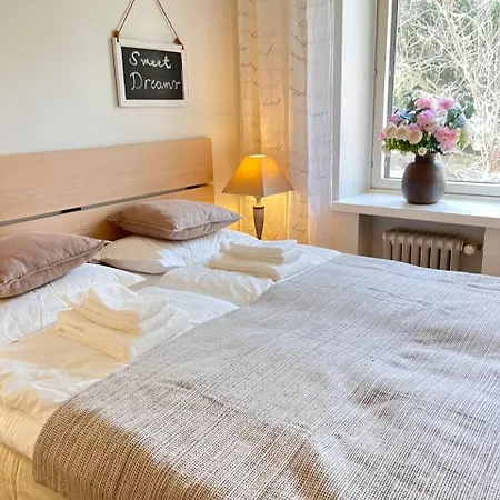 Quiet Renovated Studio- Tram To The Center Daire Helsinki