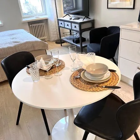 Quiet Renovated Studio- Tram To The Center * Helsinki