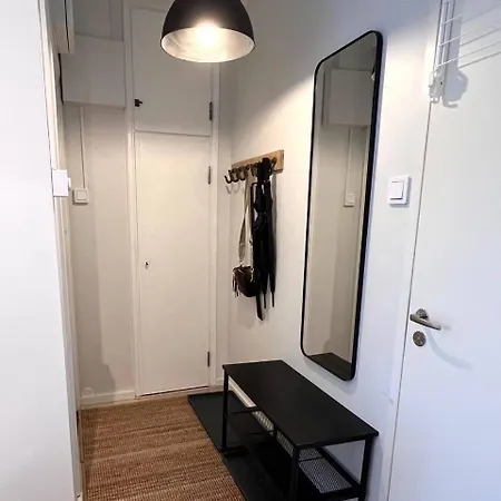 Quiet Renovated Studio- Tram To The Center * Helsinki