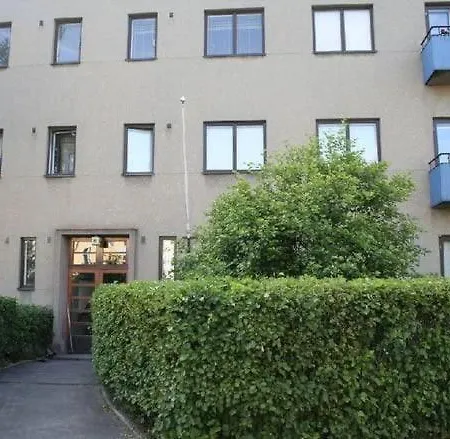 Apartment Quiet Renovated Studio- Tram To The Center *