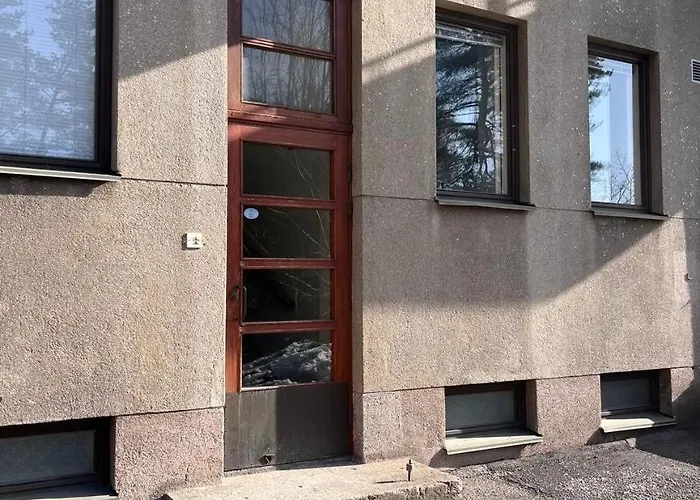 Apartment Quiet Renovated Studio- Tram To The Center *